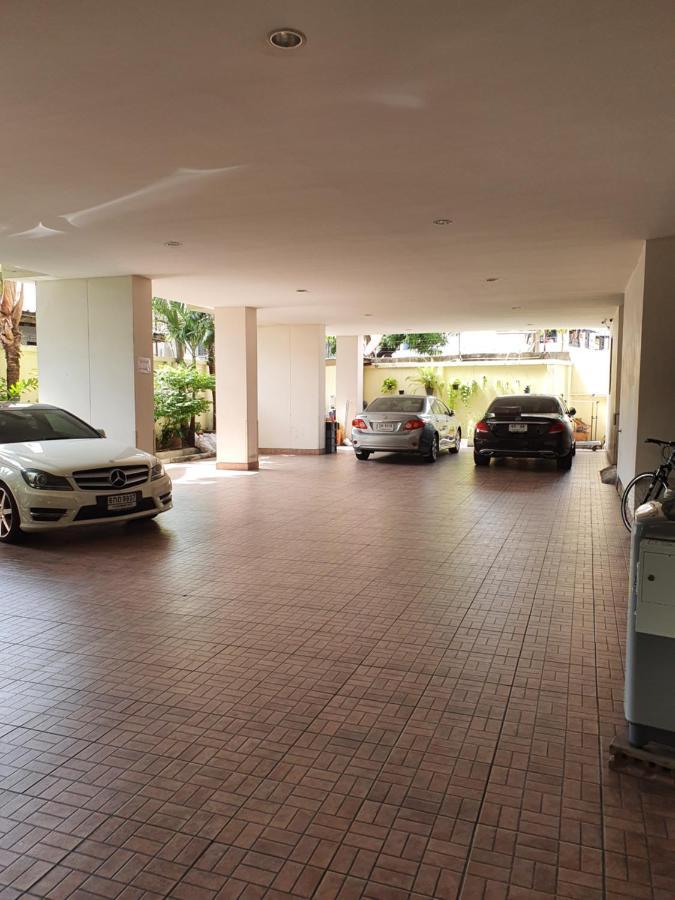 552 Residence Bangkok Esterno foto